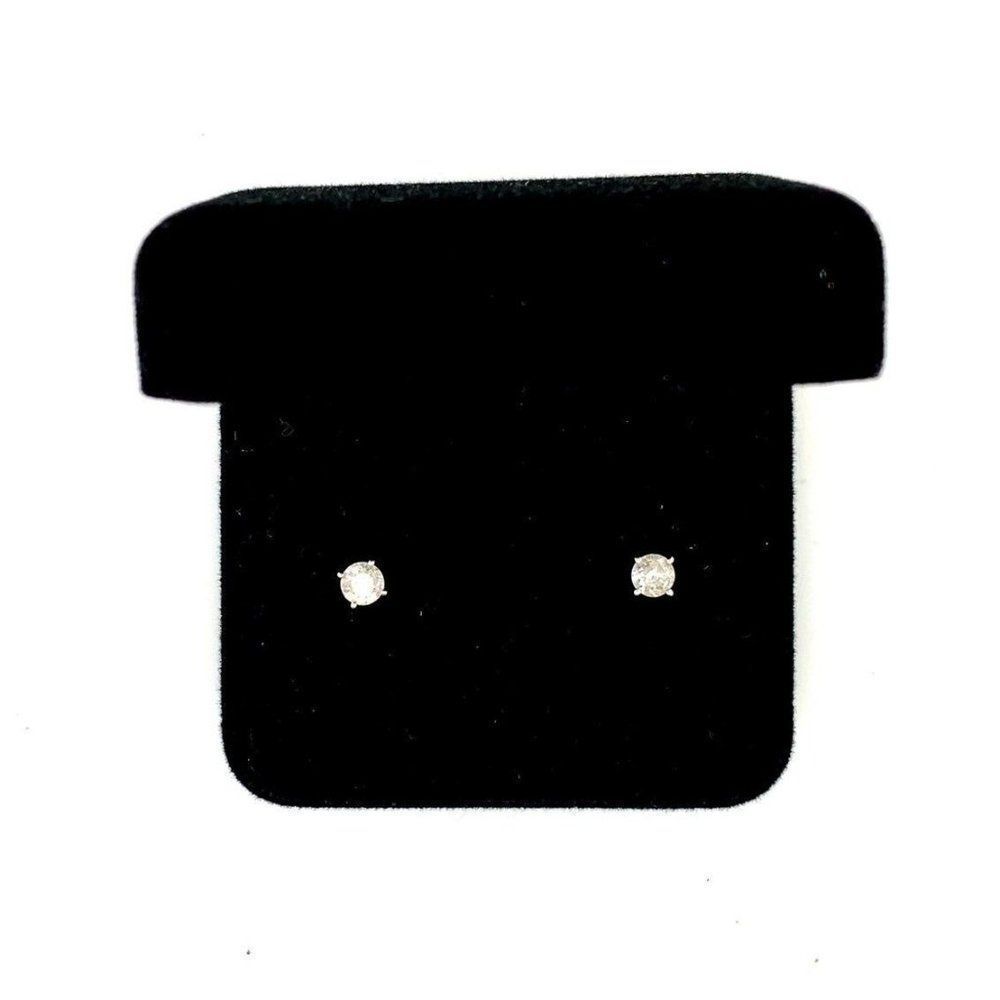 14k Round Diamond Stud Earrings